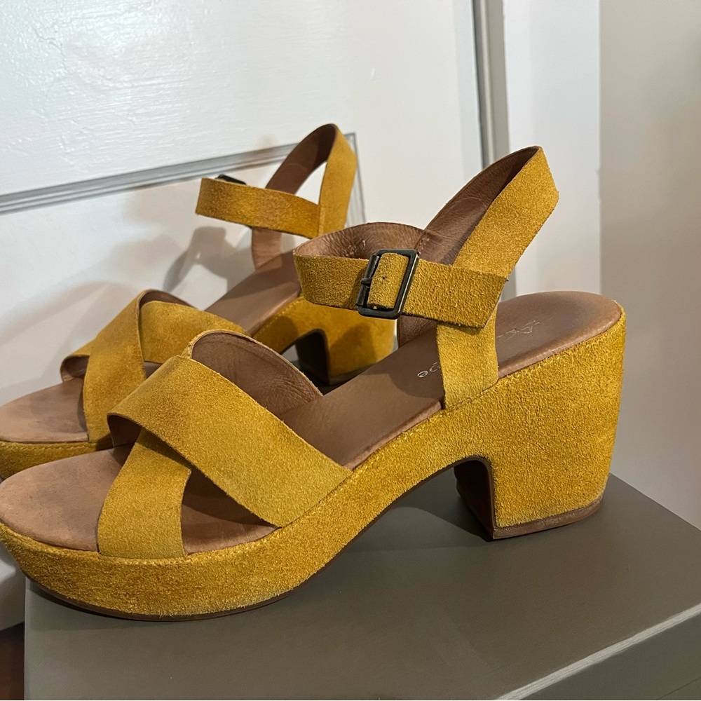 Antelope Mustard Suede Platform Sandals with Ankle Strap - Picture 4 of 9